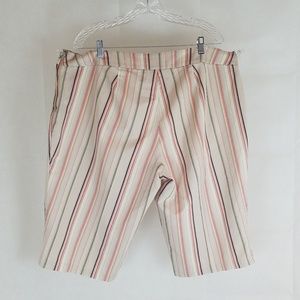 Avenue Striped Shorts, EUC